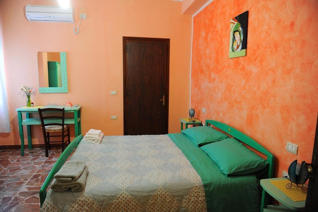 B&B Antoclo Di Concas Angela Margherita Villacidro Room photo