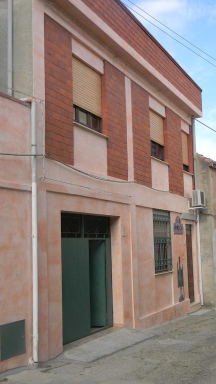 B&B Antoclo Di Concas Angela Margherita Villacidro Exterior photo